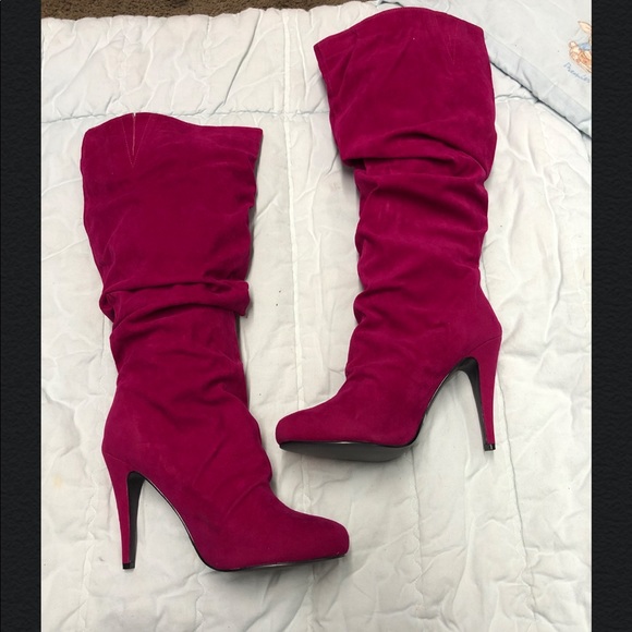 🆕✨Fuchsia Heeled Boot - Picture 3 of 4